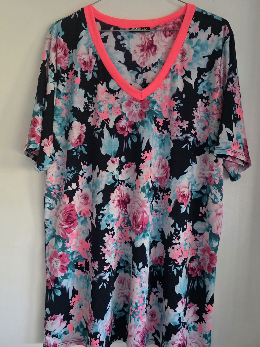 HEIMISH USA Pink-Trim Floral V-Neck Top 2x